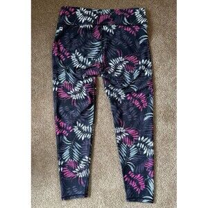 Fabletics pink/black/white Size M cropped workout Athleisure leggings